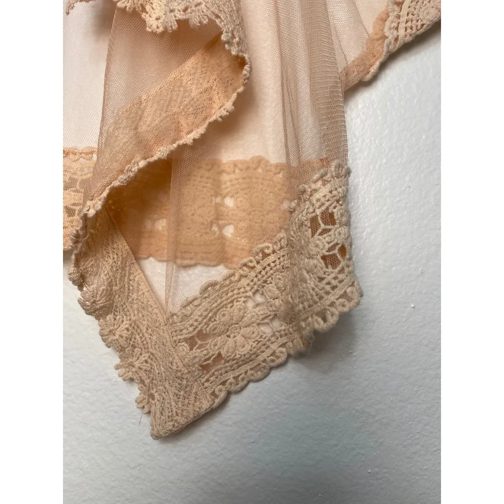 Boutique Forever 21 Peach Mesh Crochet Lace Trim Shrug Bolero Short Sleeve Small